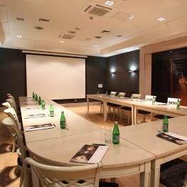 Hotel Wieliczka værelser lejligheder restaurant konferencer rekreation i Polen